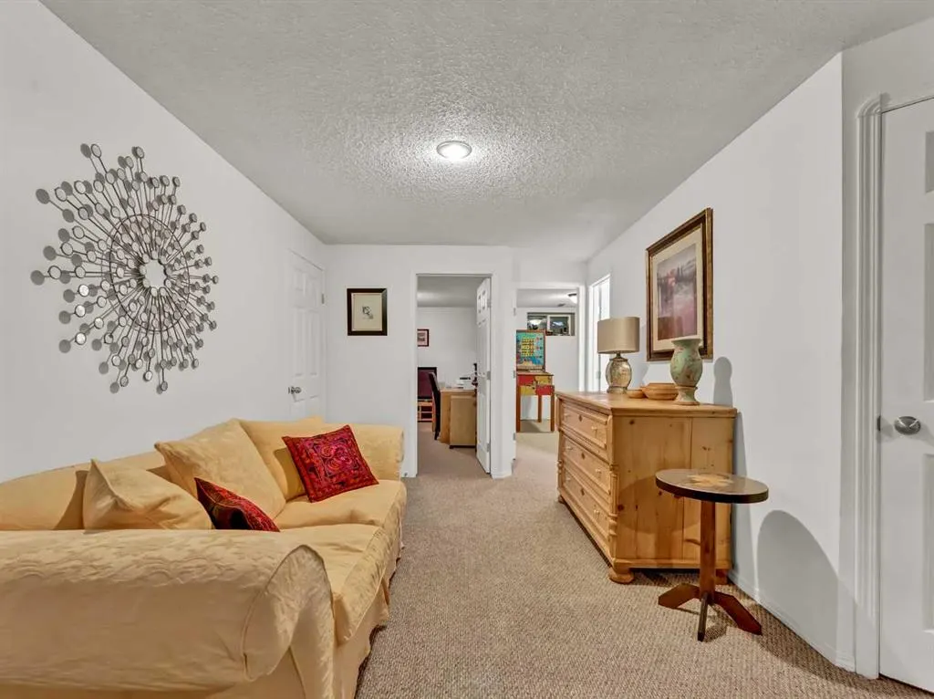 165 South Ridge Drive SE, #403