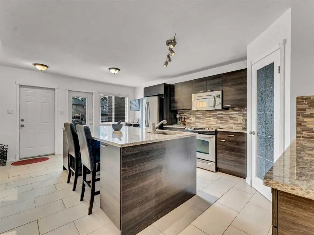 165 South Ridge Drive SE, #403