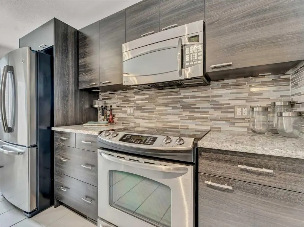 165 South Ridge Drive SE, #403