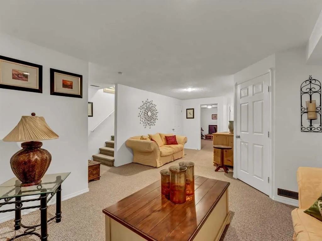 165 South Ridge Drive SE, #403
