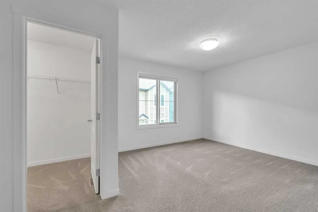 131 Legacy Point SE