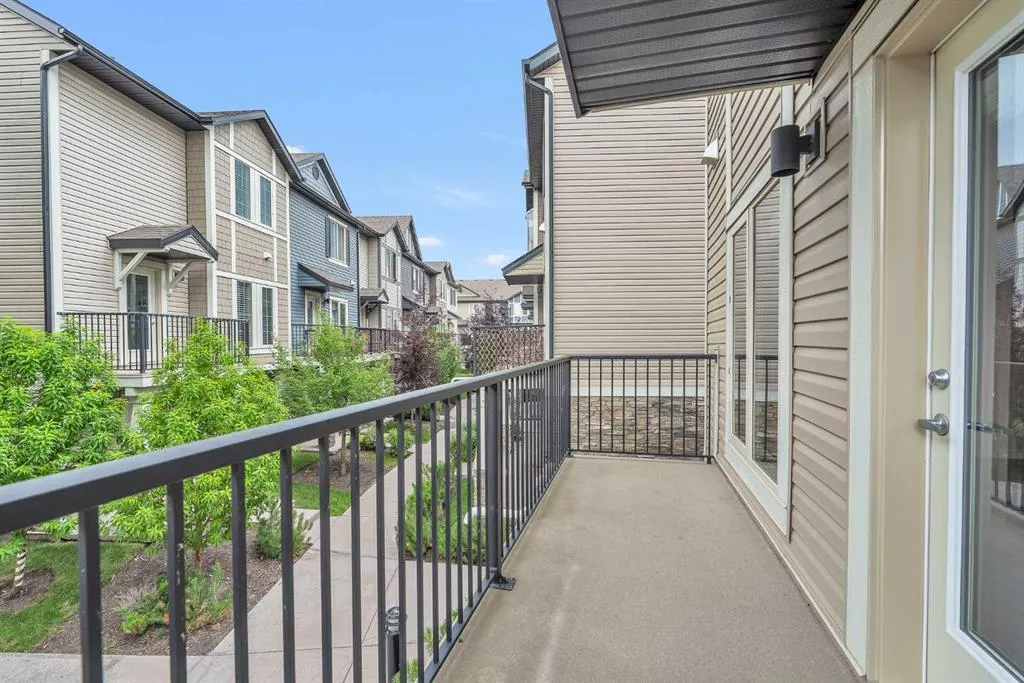 131 Legacy Point SE