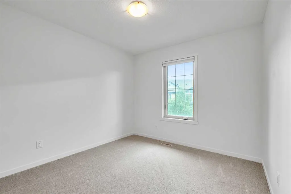 131 Legacy Point SE