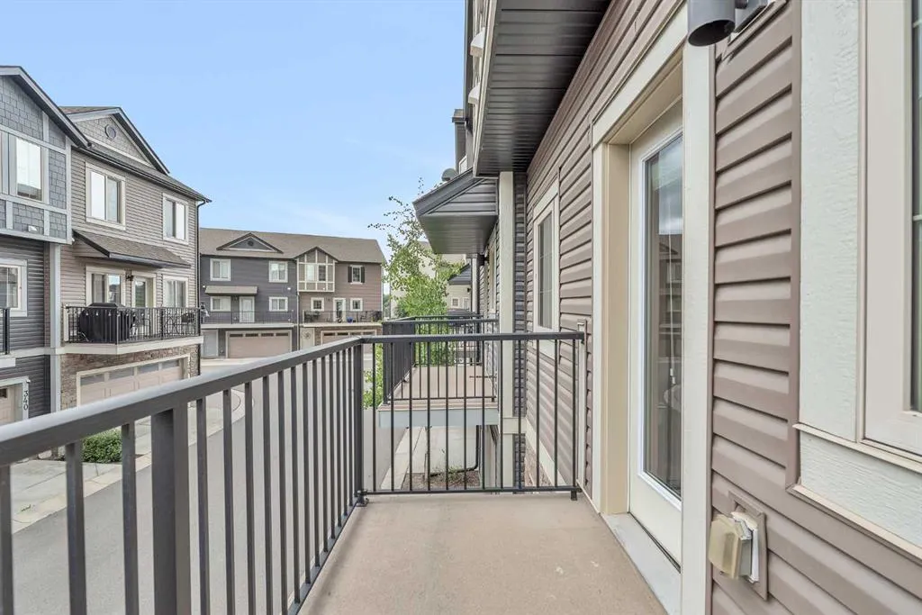 131 Legacy Point SE