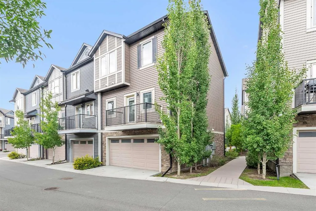 131 Legacy Point SE