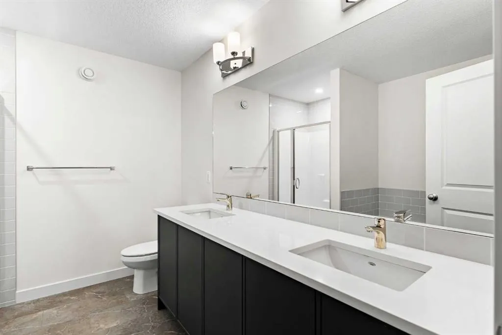 43 Belvedere Point SE