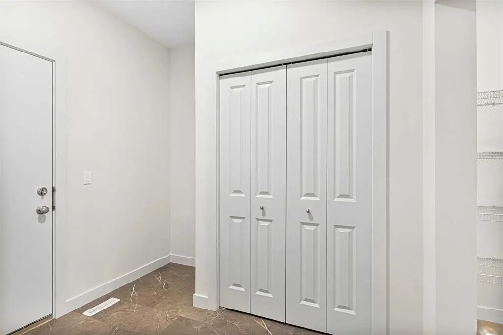 43 Belvedere Point SE