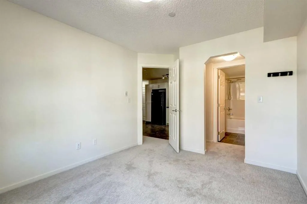 279 Copperpond Common SE, #5308