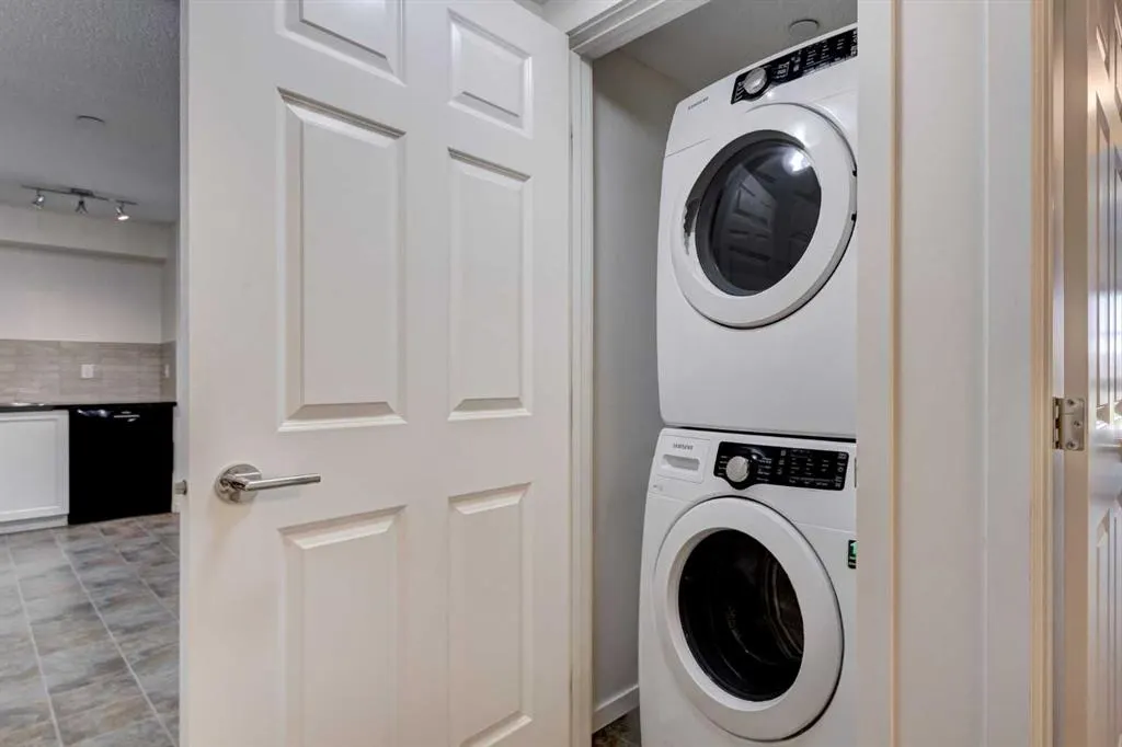 279 Copperpond Common SE, #5308