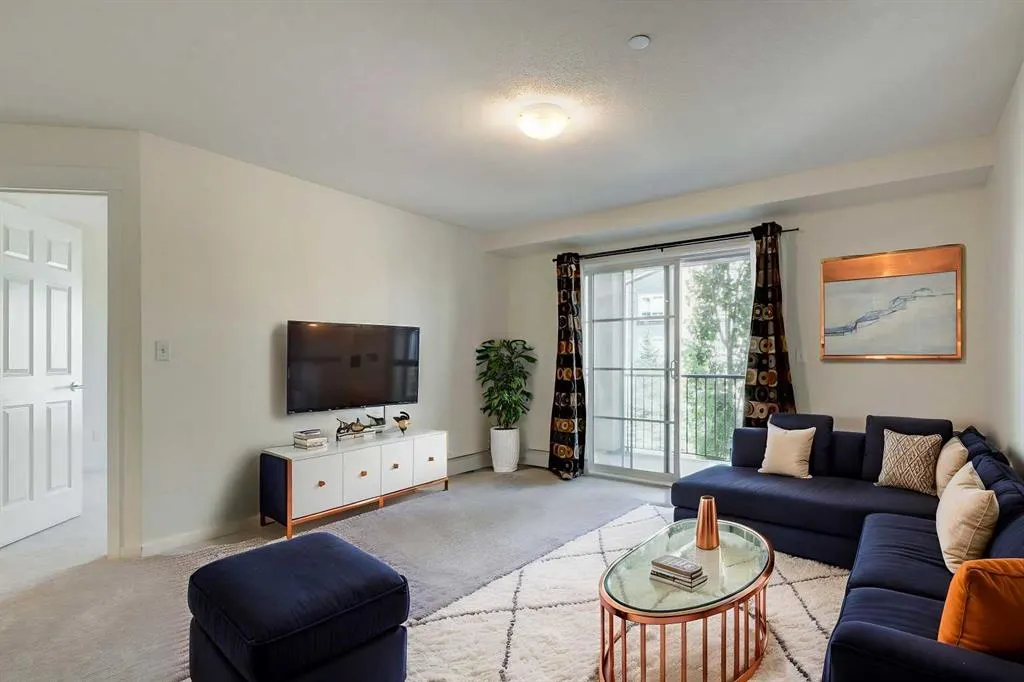 279 Copperpond Common SE, #5308