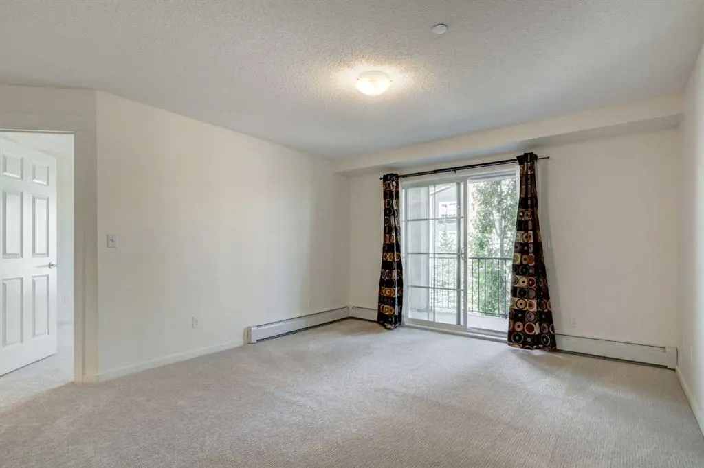 279 Copperpond Common SE, #5308