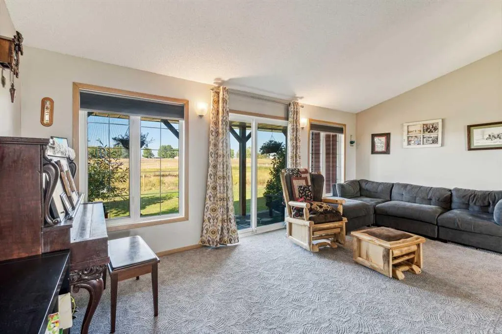 272187 Township Road 240