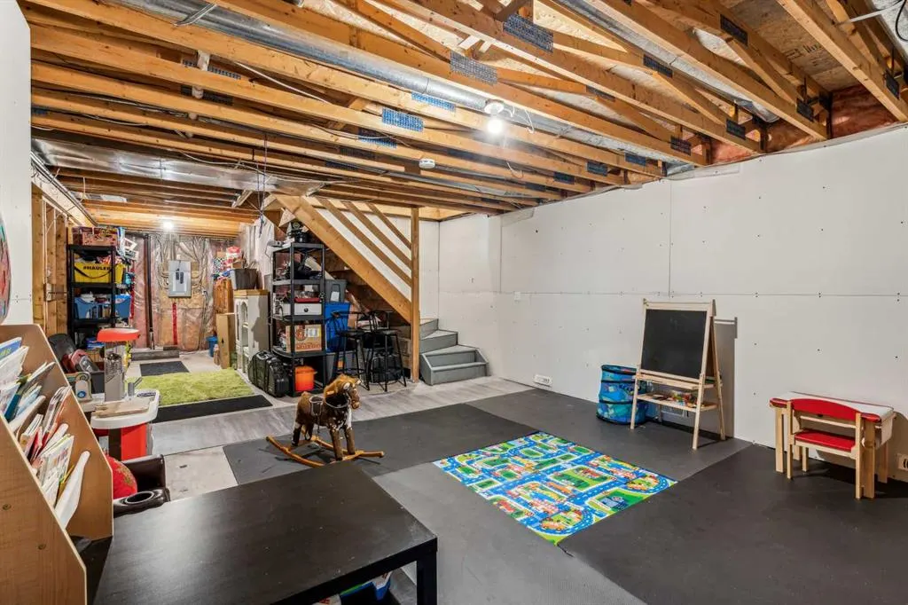 272187 Township Road 240