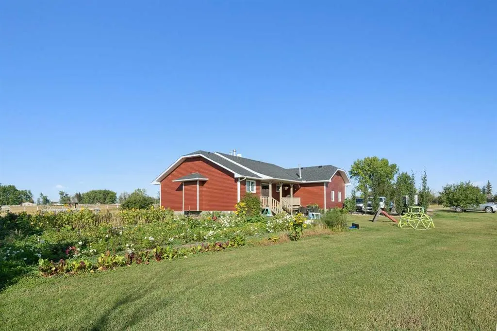 272187 Township Road 240