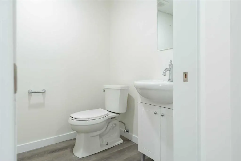 1151 sidney Street, #109