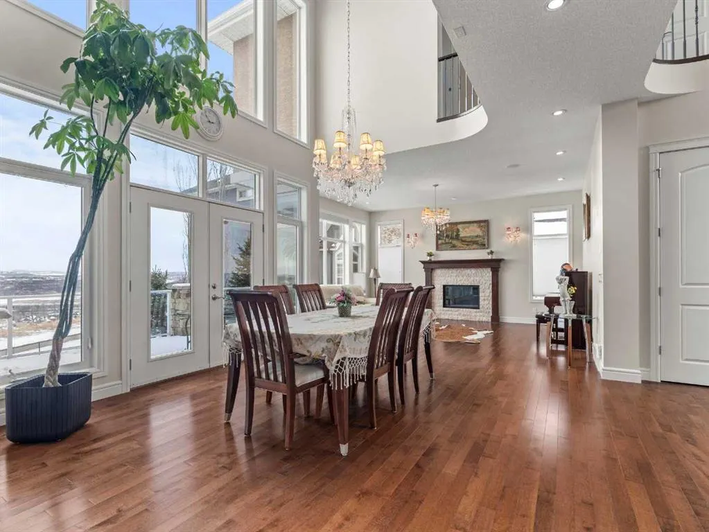 80 Cranarch Heights SE