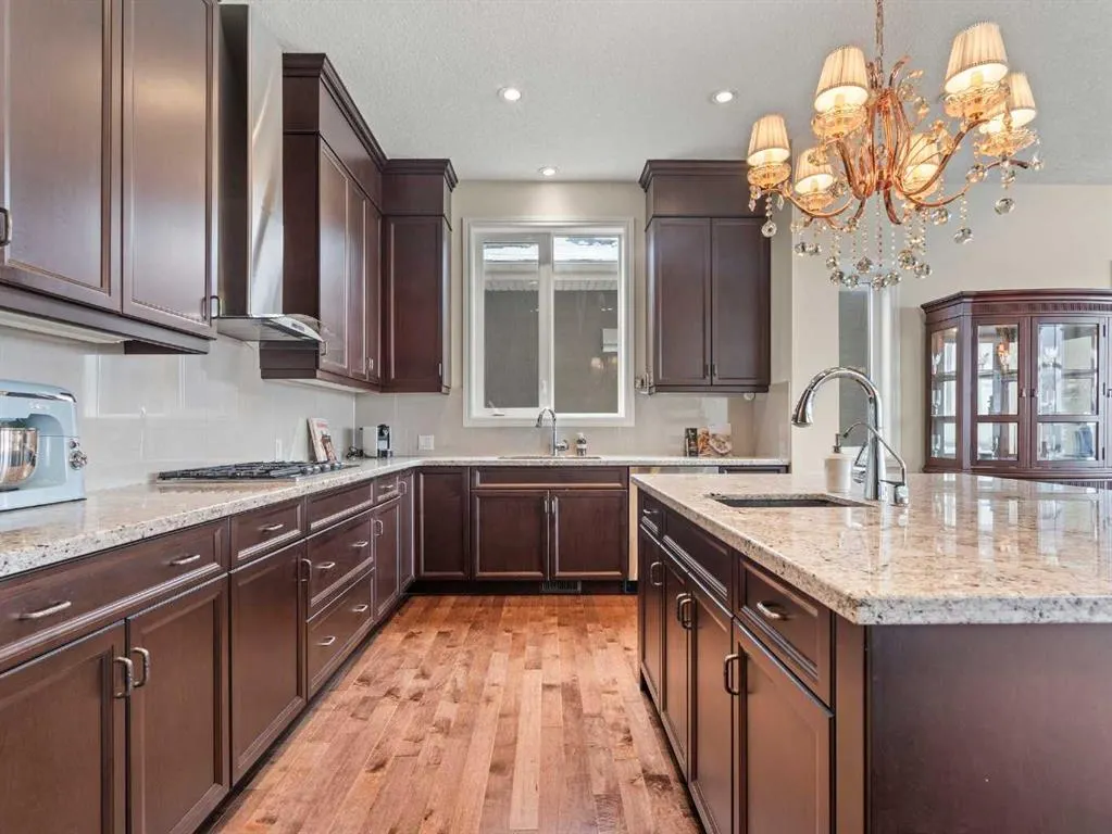 80 Cranarch Heights SE