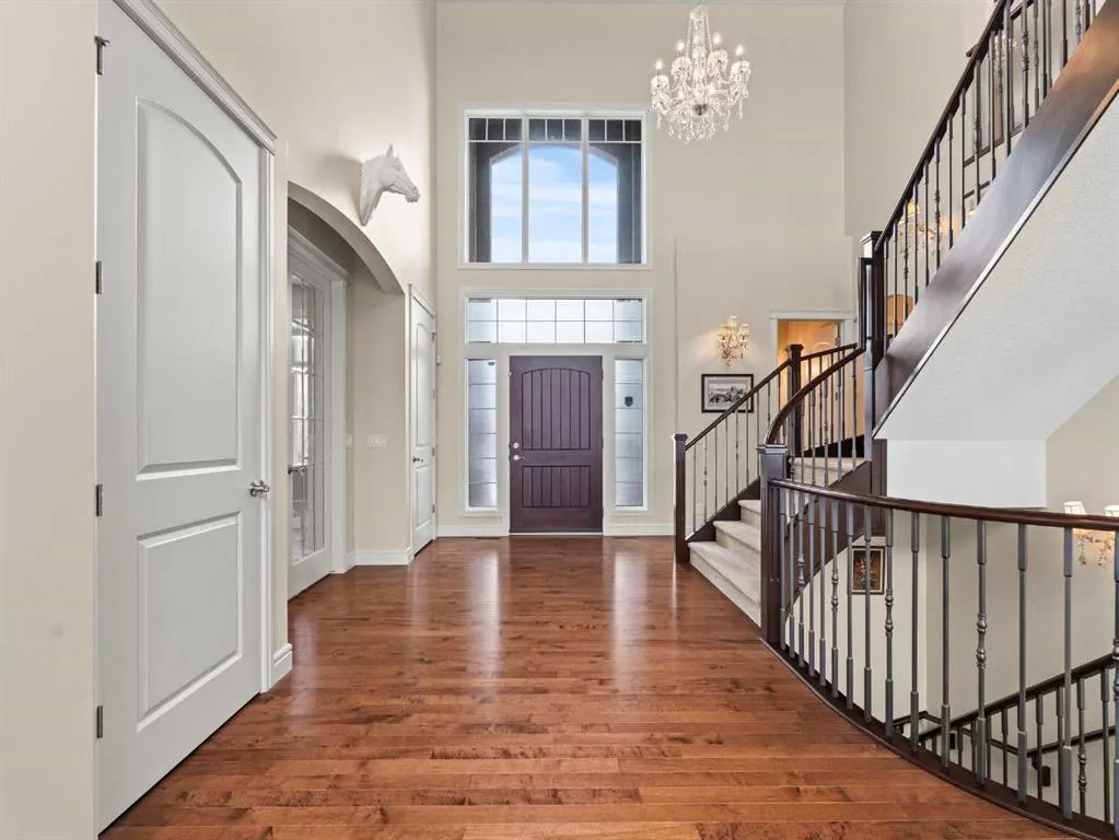 80 Cranarch Heights SE