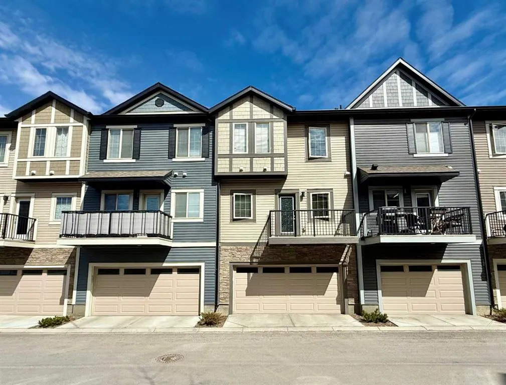 411 Legacy Village Way SE