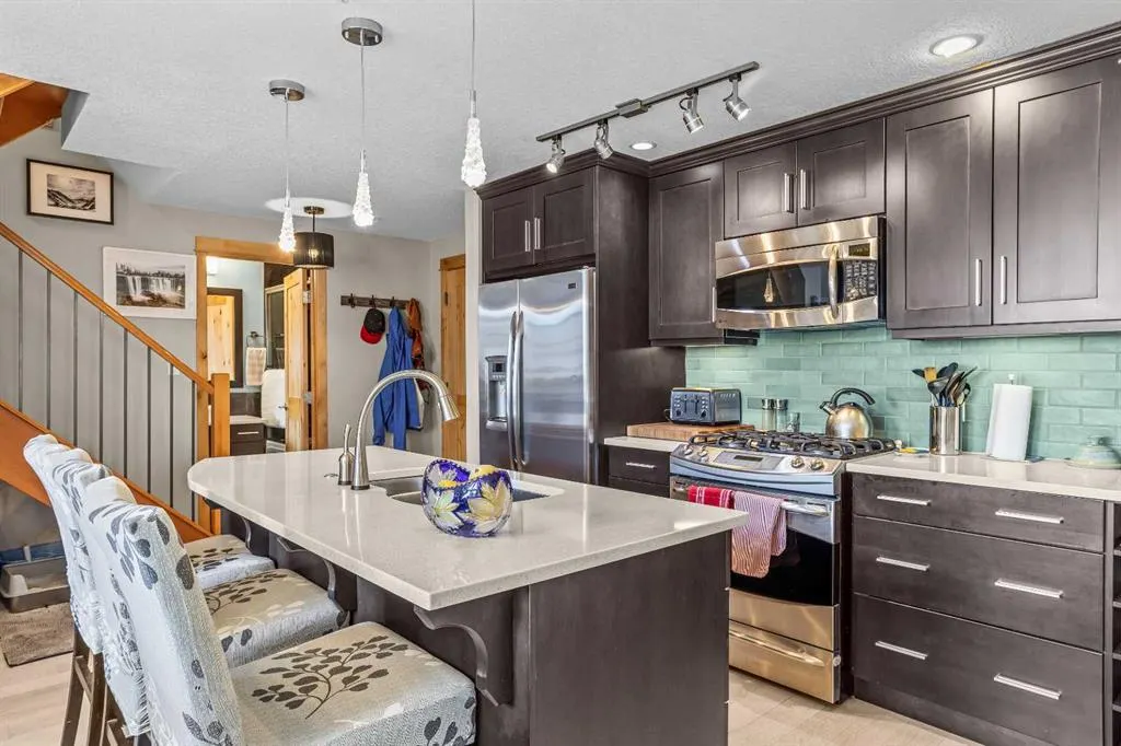 2100A Stewart Creek Drive, #304