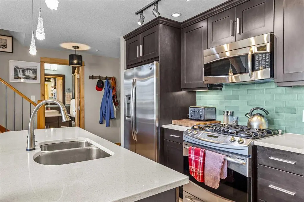 2100A Stewart Creek Drive, #304
