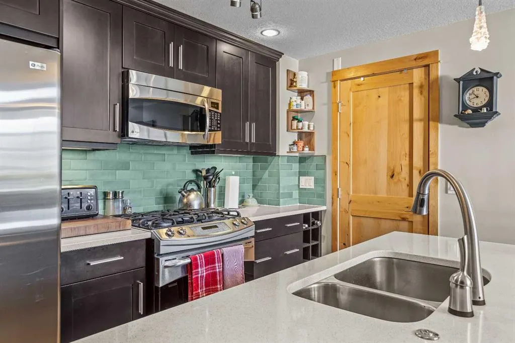 2100A Stewart Creek Drive, #304