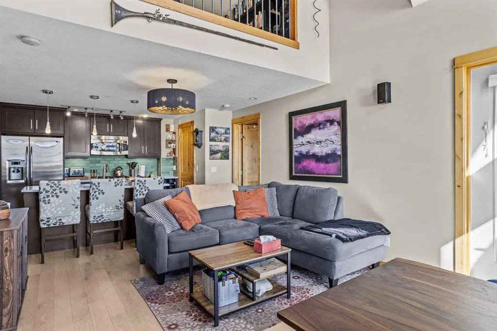 2100A Stewart Creek Drive, #304