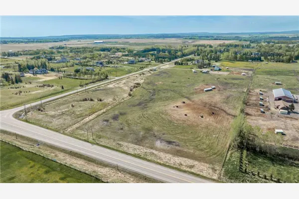 243201 Range Road 33