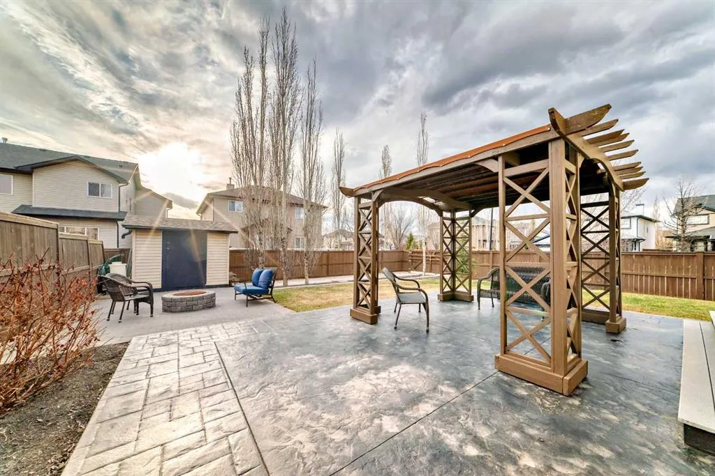 102 West Creek Mews