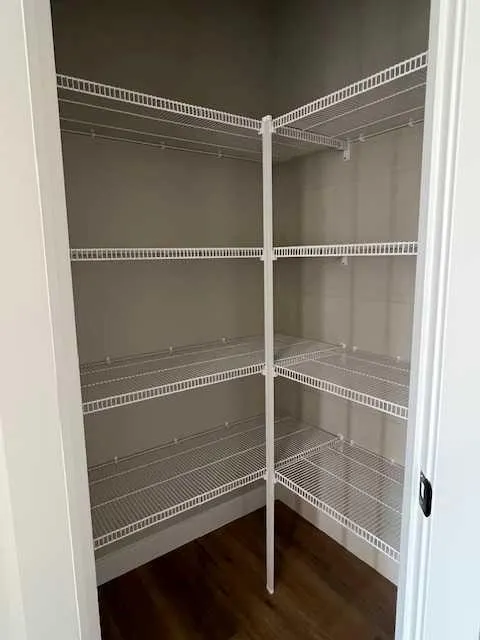 137 Gray Close