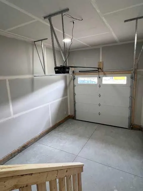 137 Gray Close