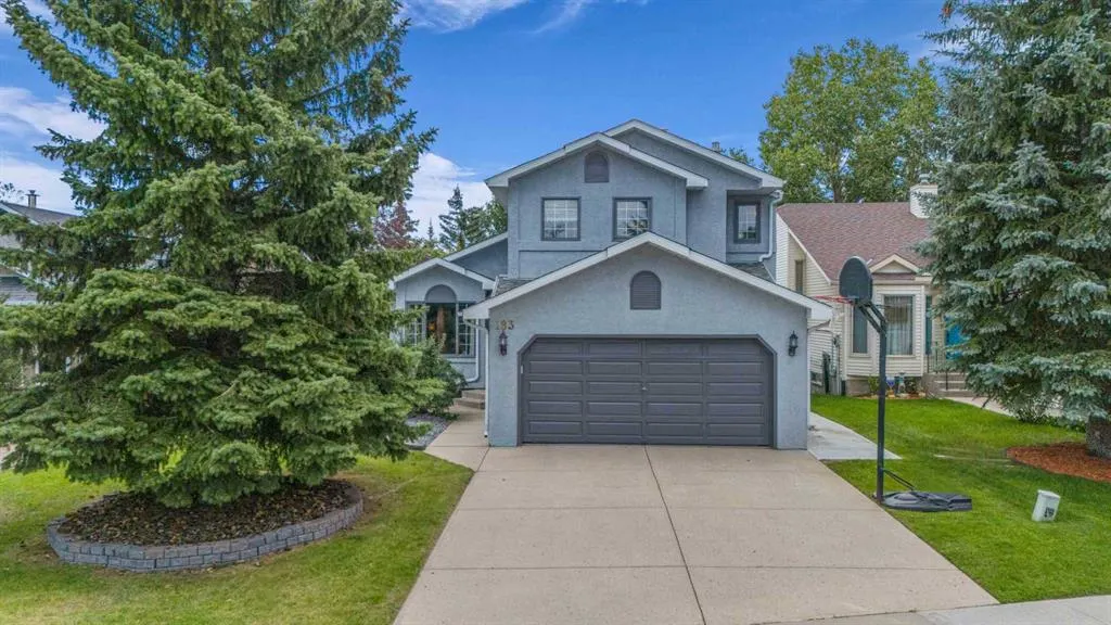 183 Macewan Ridge Close NW