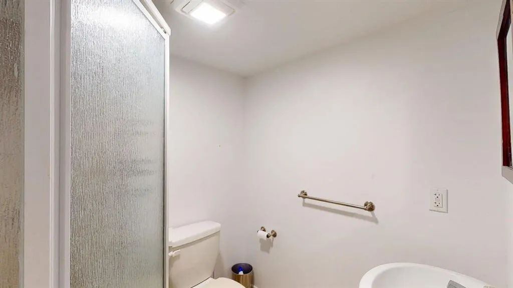 117 Kodiak Crescent