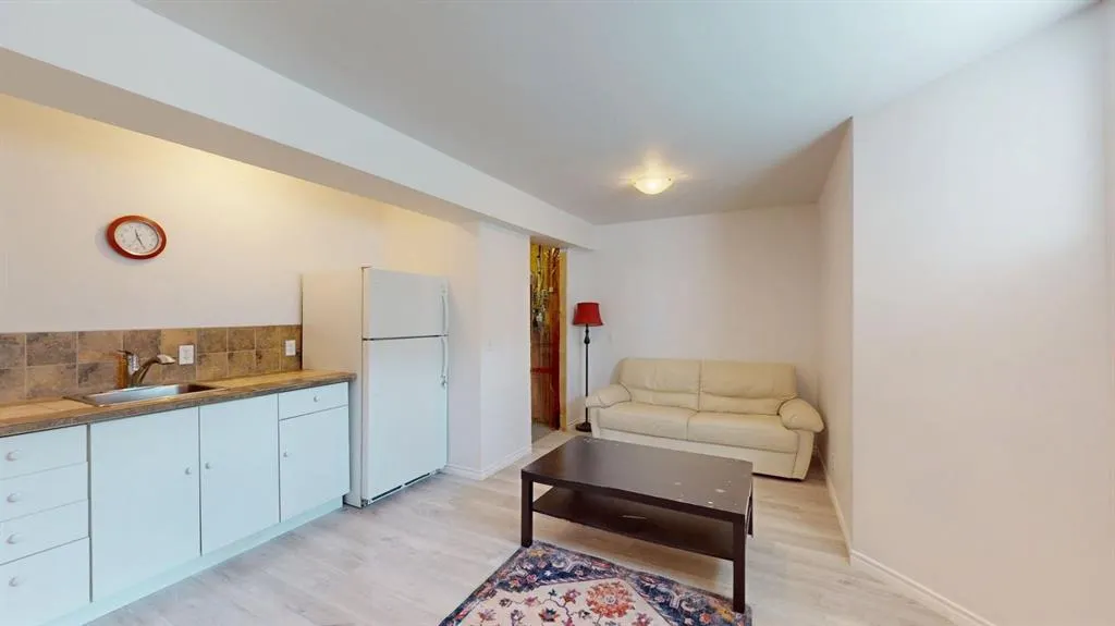 117 Kodiak Crescent