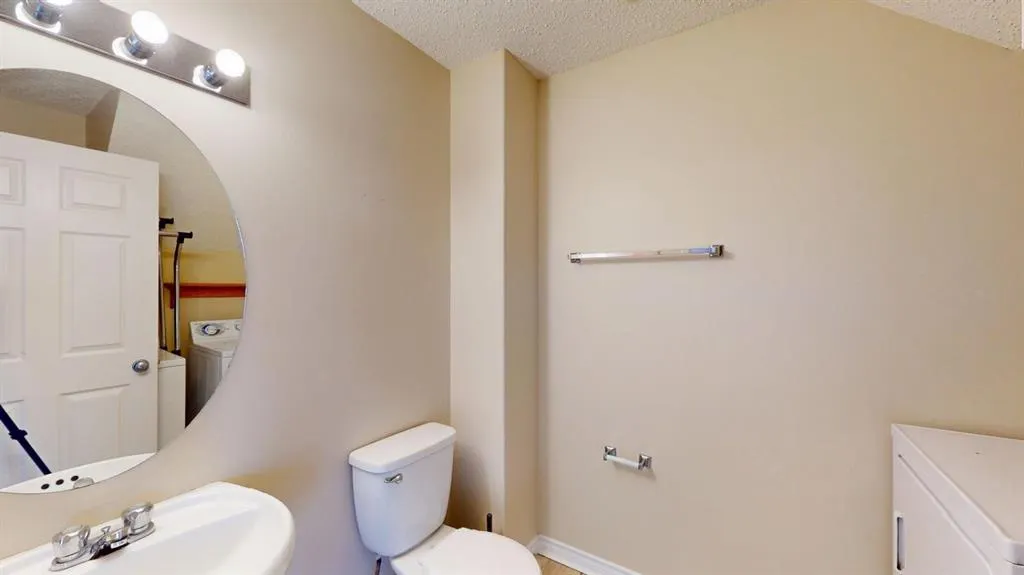 117 Kodiak Crescent
