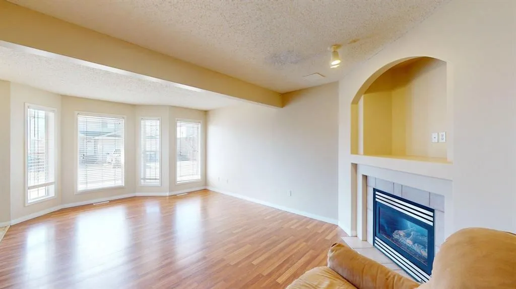 117 Kodiak Crescent