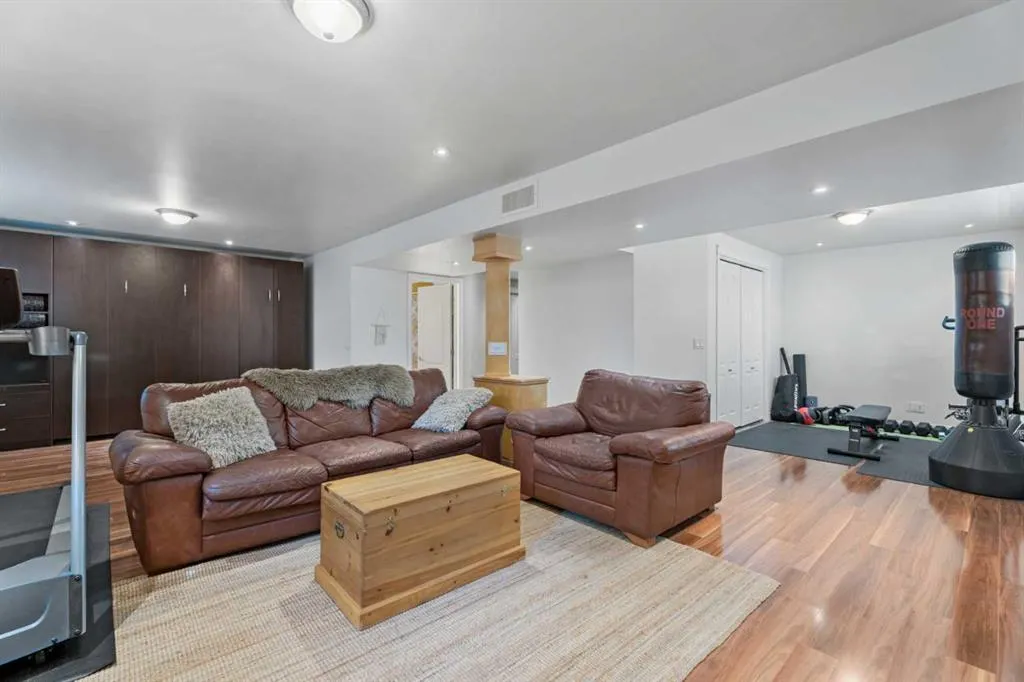70 Westmount Road
