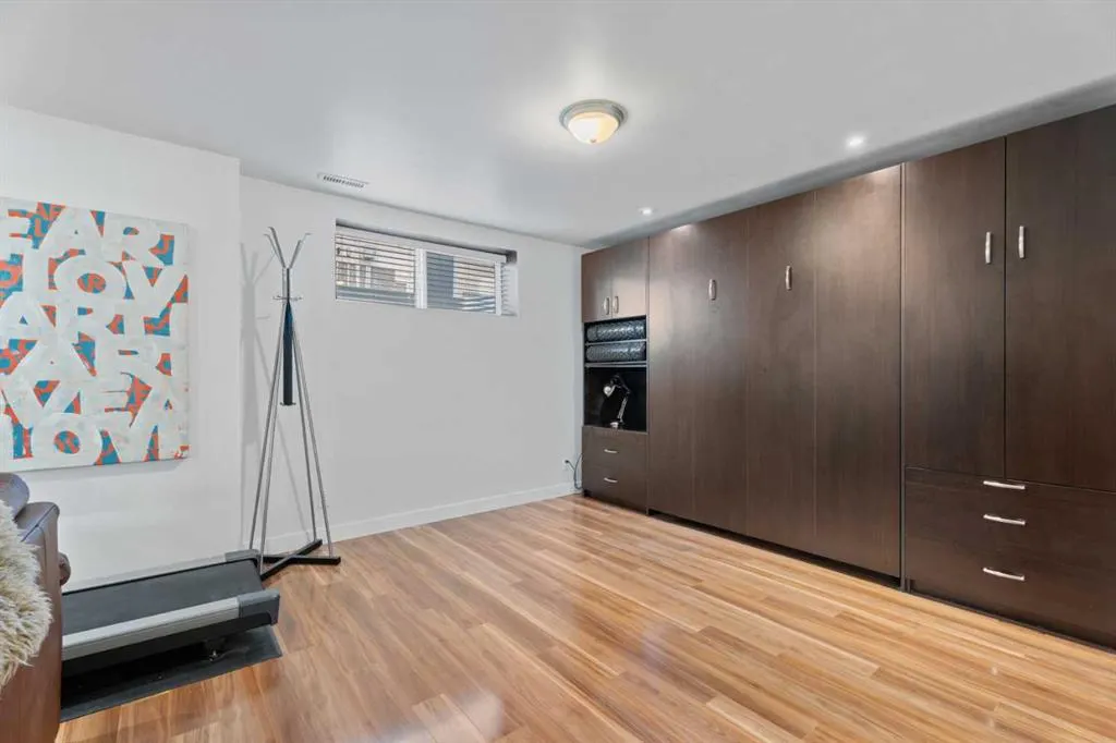 70 Westmount Road