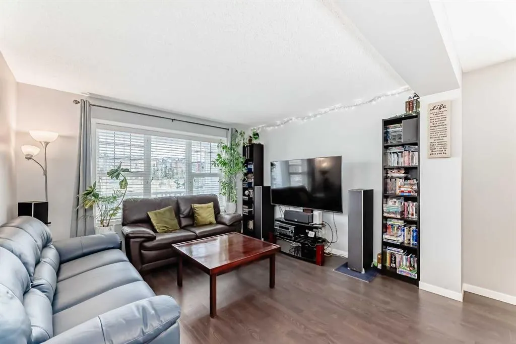 60 Copperpond Park SE