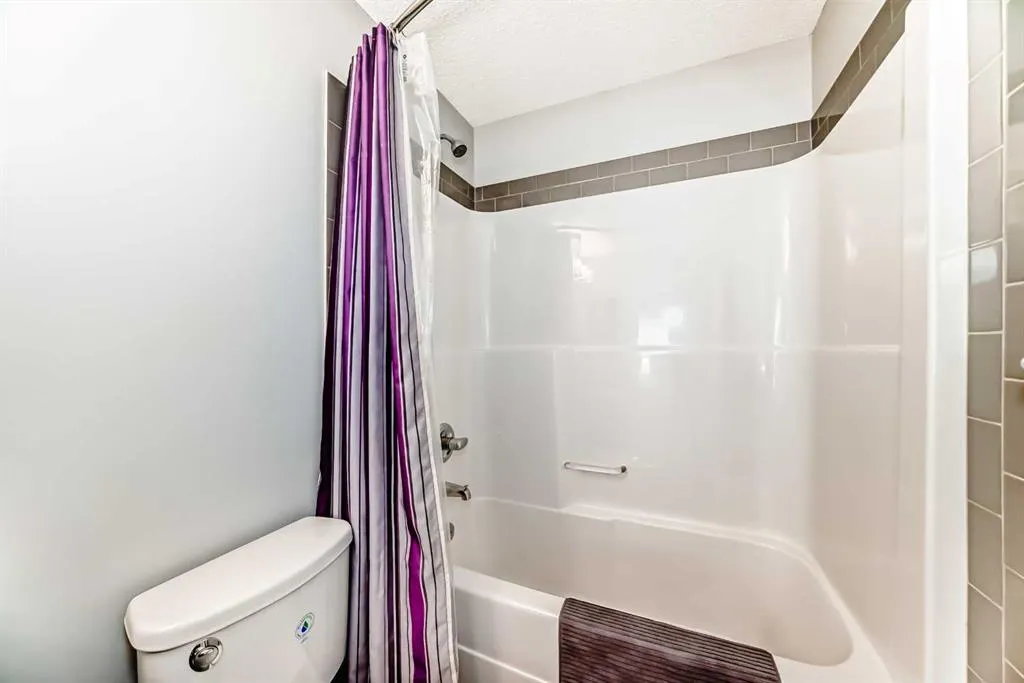 60 Copperpond Park SE