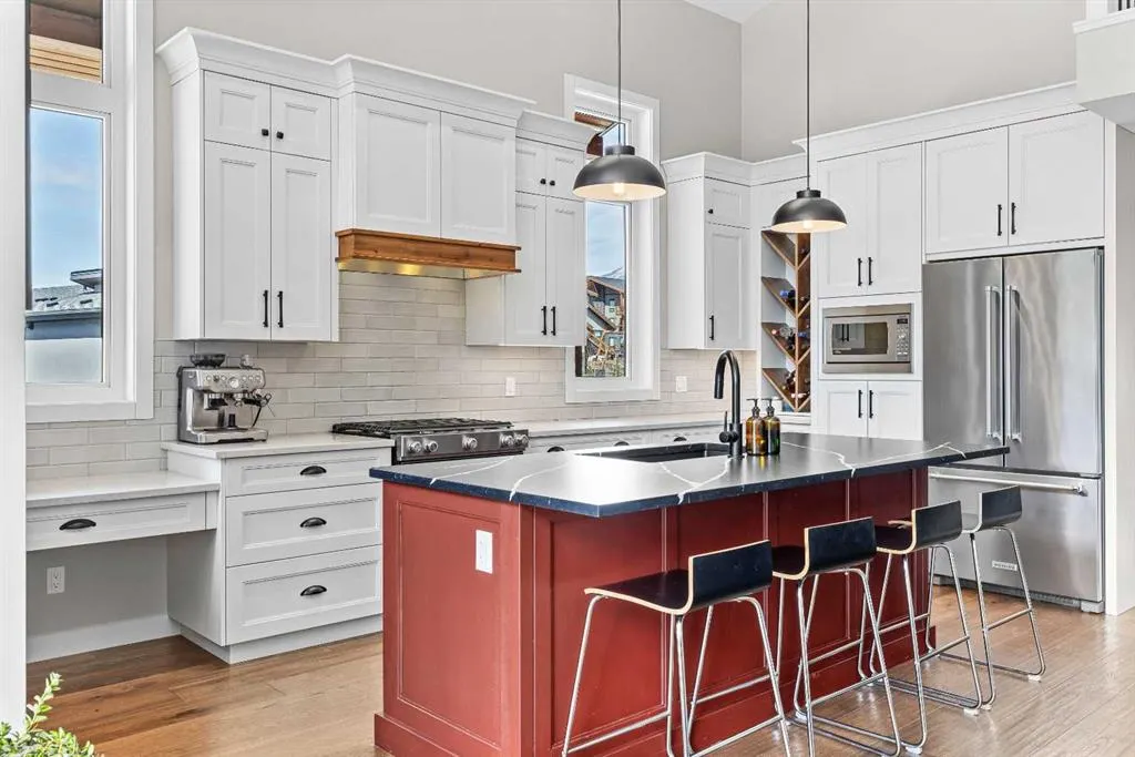 414 Stewart Creek Close
