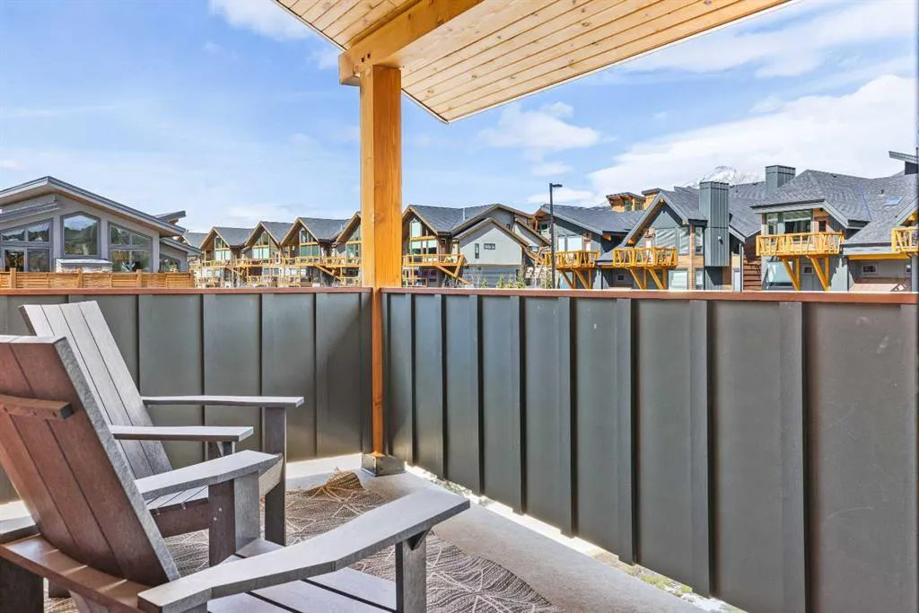 414 Stewart Creek Close
