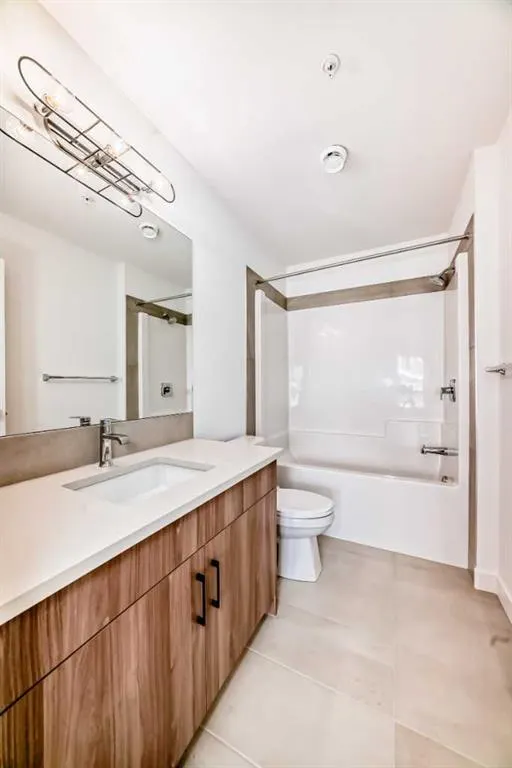 1802 Mahogany Boulevard SE, #8202