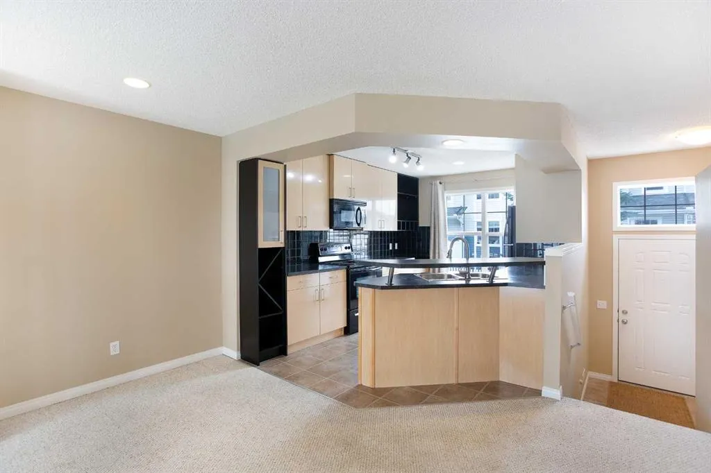 3050 New Brighton Gardens SE
