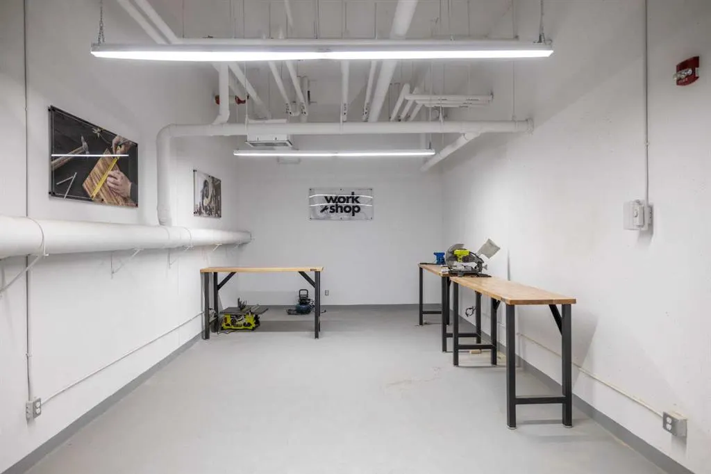 4275 Norford Avenue NW, #111