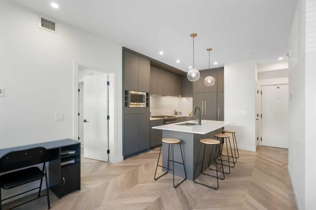 4275 Norford Avenue NW, #111