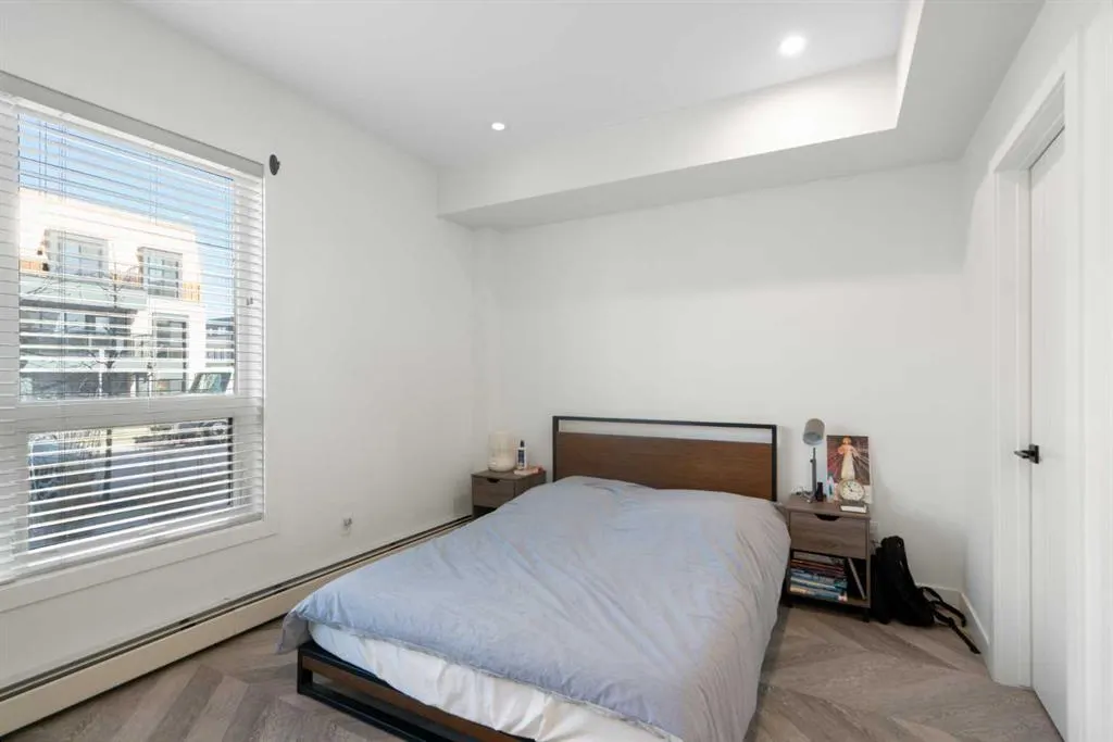 4275 Norford Avenue NW, #111