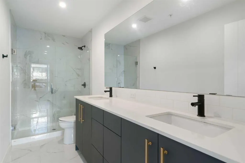 4275 Norford Avenue NW, #111