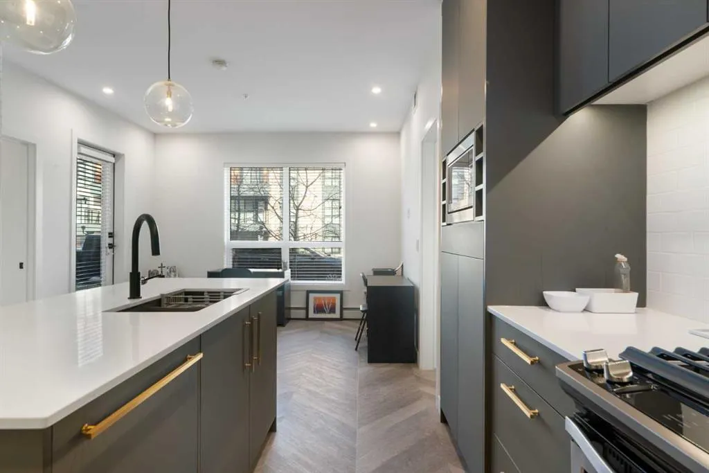 4275 Norford Avenue NW, #111