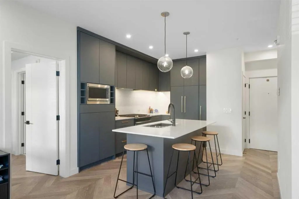 4275 Norford Avenue NW, #111